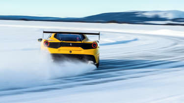 Ferrari 488 Challenge Evo